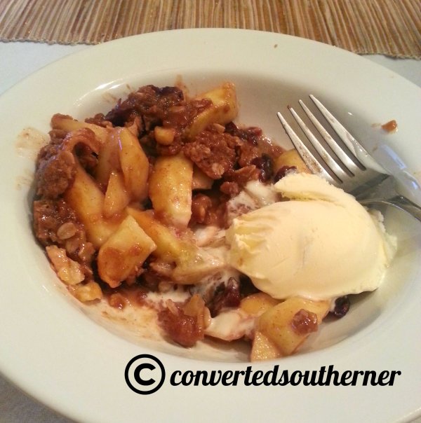 Apple, Pear and Cranberry Pie